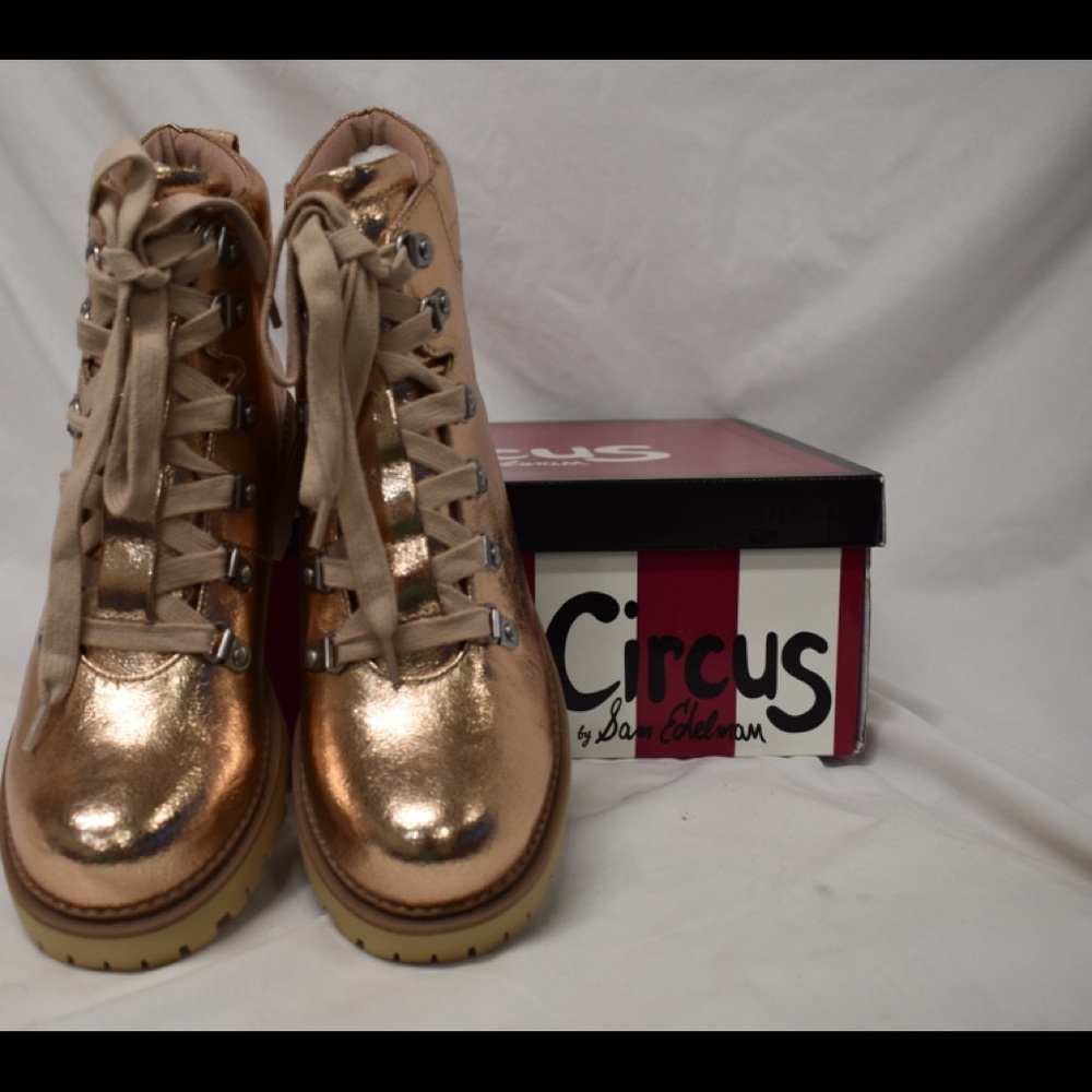 Circus Blush Gold Boot 6.5 NEW